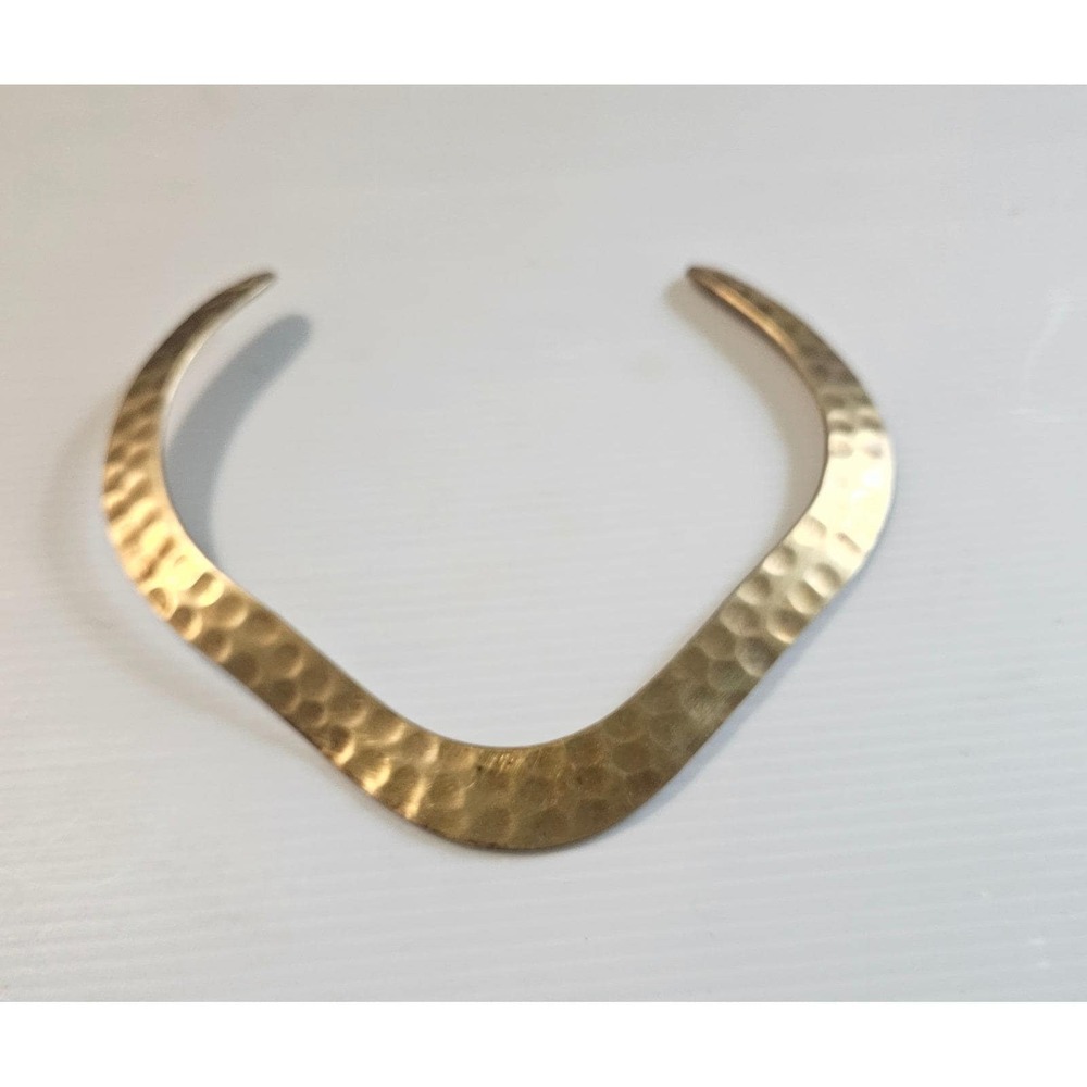 Vintage Hammered Brass Torque Collar Necklace – Statement Jewelry